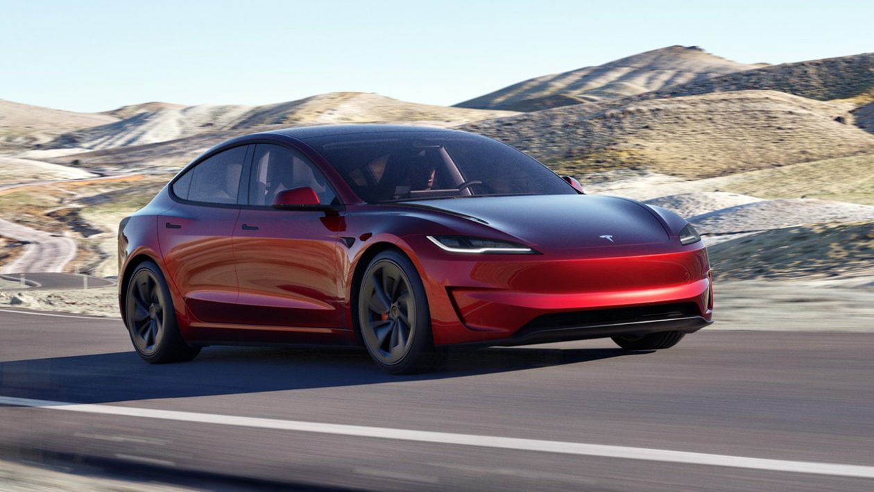 تيسلا موديل 3 بيرفورمانس الرياضية تنطلق رسمياً بقوة 510 حصان تيسلا موديل 3 بيرفورمانس الرياضية تنطلق رسمياً بقوة 510 حصان 14