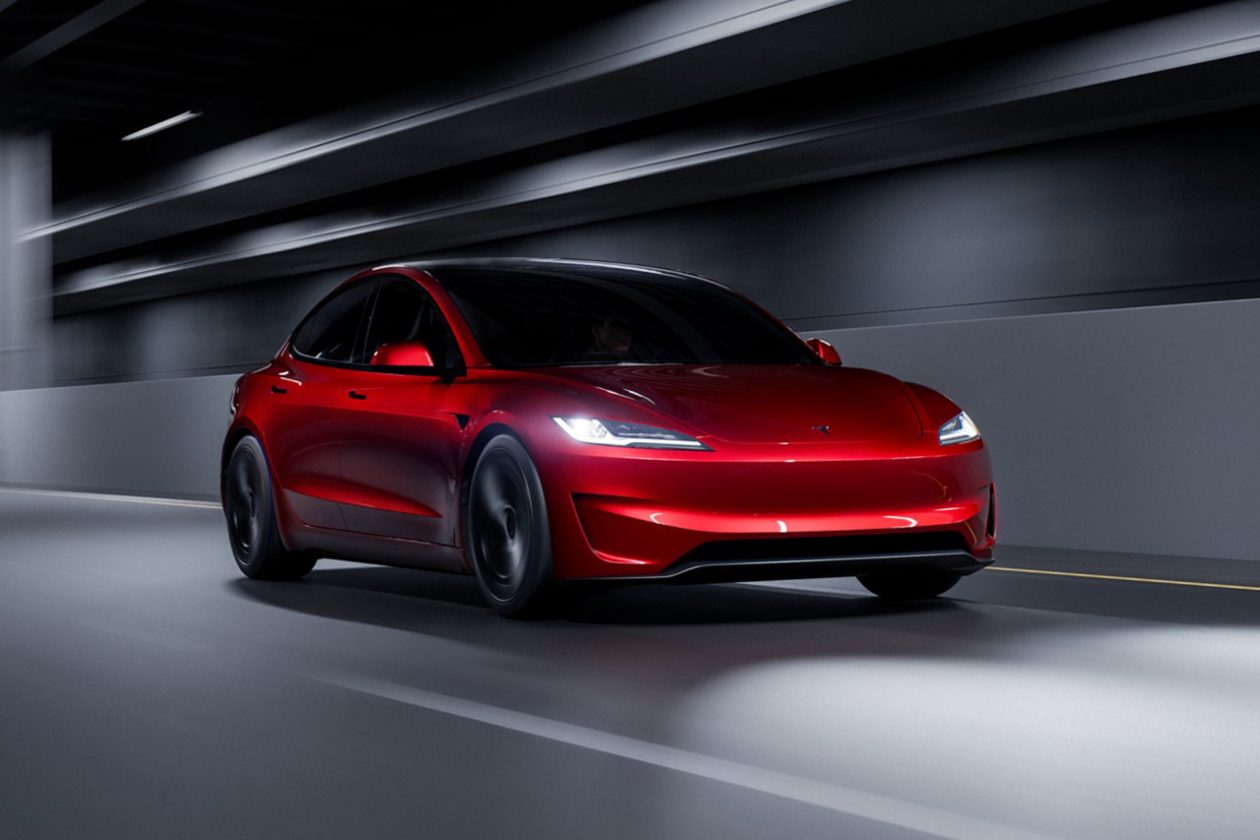تيسلا موديل 3 بيرفورمانس الرياضية تنطلق رسمياً بقوة 510 حصان تيسلا موديل 3 بيرفورمانس الرياضية تنطلق رسمياً بقوة 510 حصان 16