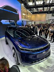جيلي ستارشيب SUV الفاخرة الجديدة تُدشن في الصين بمحركات هجينة ثورية بمدى يتجاوز 2000 كيلومتر