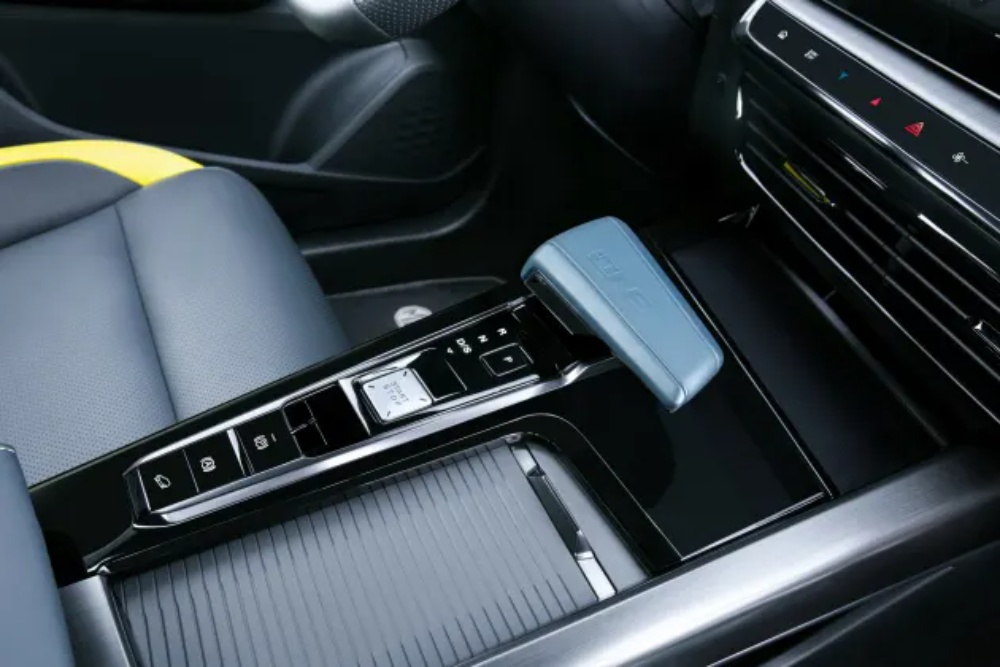 فئات ام جي ون 2024 مع اسعارها وأبرز المواصفات والتقنيات لدى الوكيل فئات ام جي ون 2024 مع اسعارها وأبرز المواصفات والتقنيات لدى الوكيل 47