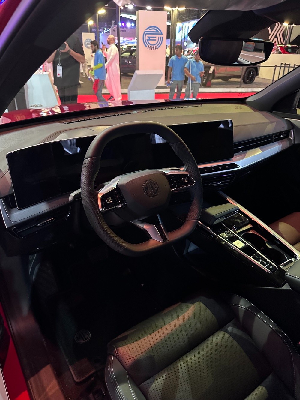 فئات ام جي ون 2024 مع اسعارها وأبرز المواصفات والتقنيات لدى الوكيل فئات ام جي ون 2024 مع اسعارها وأبرز المواصفات والتقنيات لدى الوكيل 42