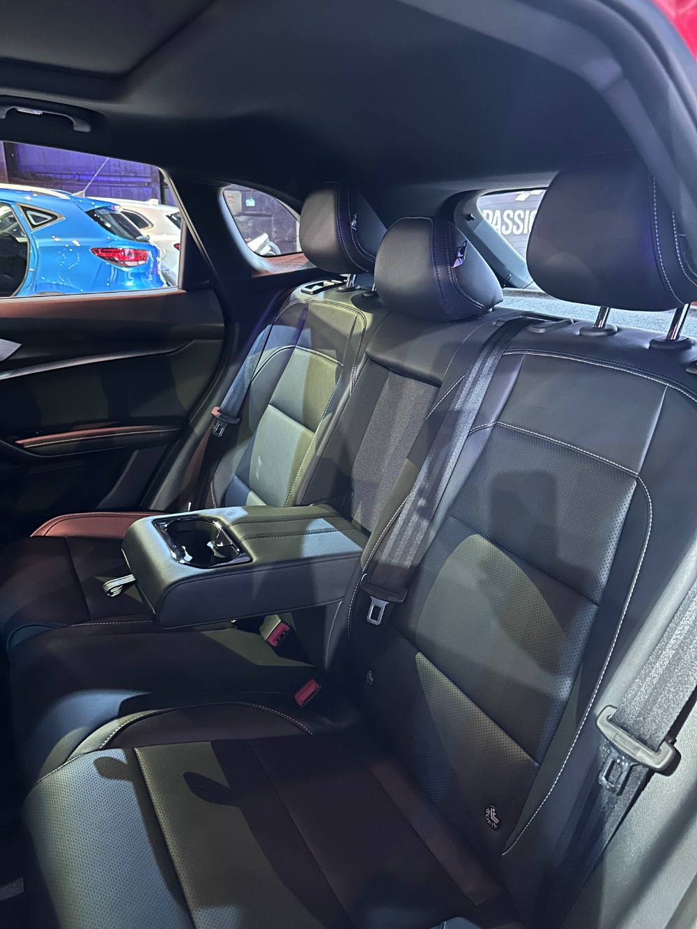 فئات ام جي ون 2024 مع اسعارها وأبرز المواصفات والتقنيات لدى الوكيل فئات ام جي ون 2024 مع اسعارها وأبرز المواصفات والتقنيات لدى الوكيل 44