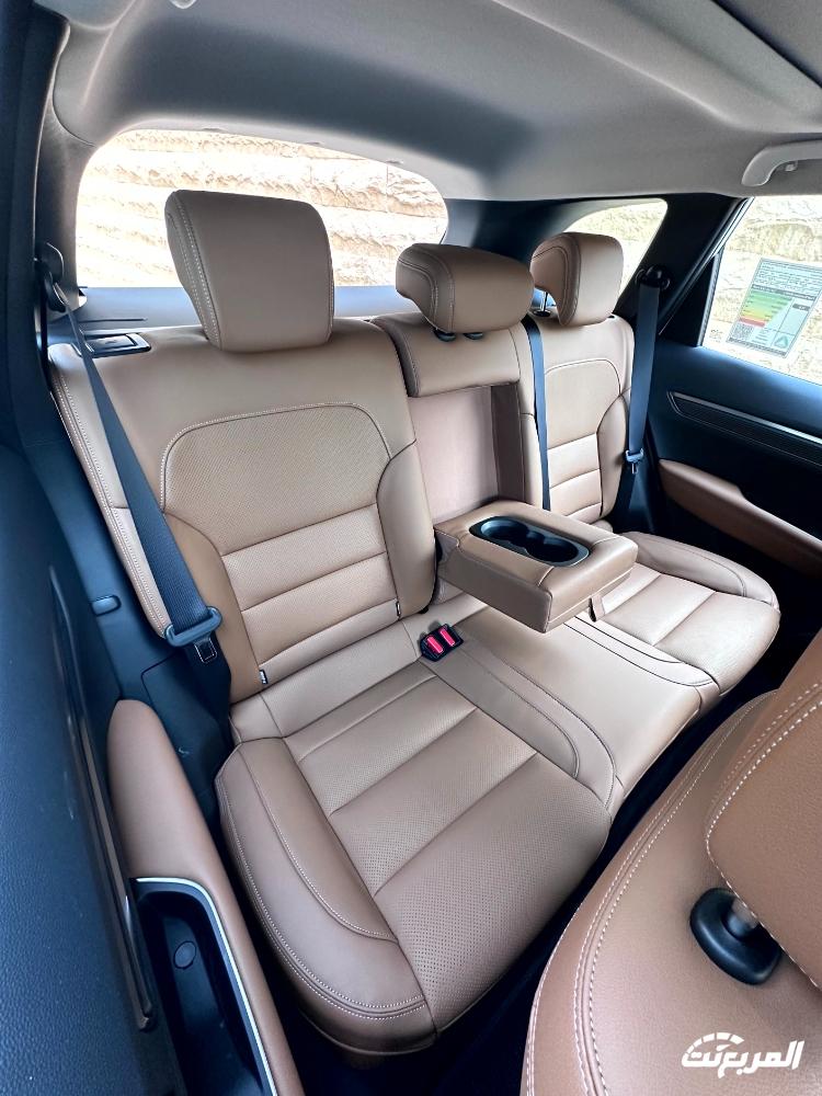 رينو-كوليوس-المربع-نت-39