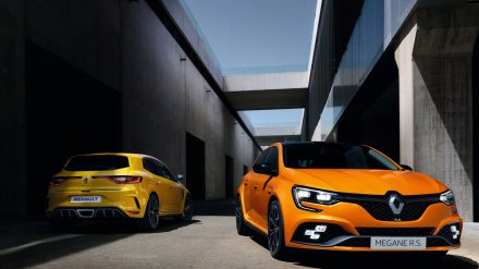 رينو ميجان RS 2024 والمزايا الحماسية في سيارة الشباب مميزات سيارة رينو ميجان RS