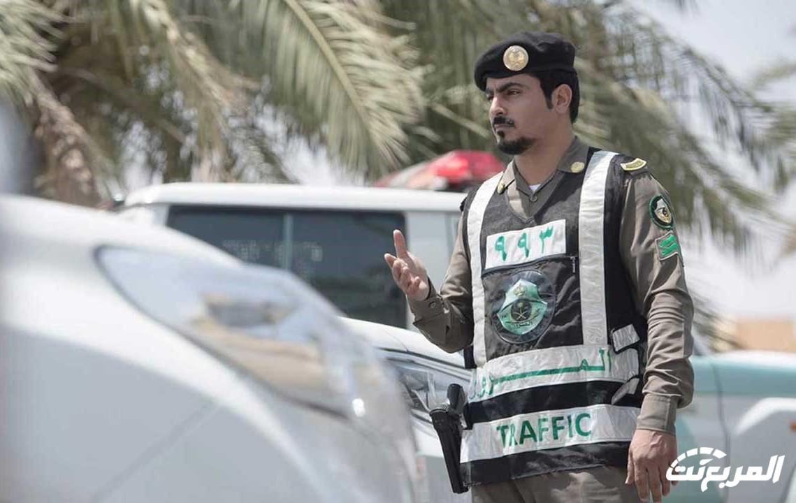 القيادة دون رخصة أو أثناء سحبها: مخالفة مرورية غرامتها تصل إلى 2000 ريال