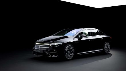 مرسيدس EQS موديل 2025 فيس ليفت ينطلق بمقدمة جديدة وبطارية أكبر حجماً وهذه أهم التفاصيل مرسيدس EQS موديل 2025 فيس ليفت ينطلق بمقدمة جديدة وبطارية أكبر حجماً وهذه أهم التفاصيل 1