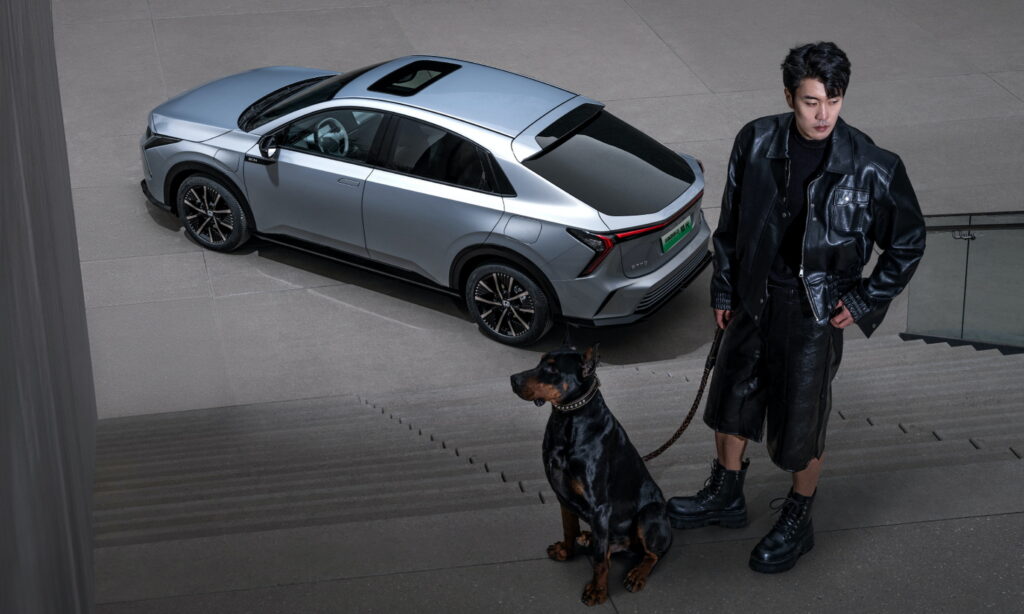 هوندا تكشف عن سيارتين كروس أوفر جديدتين في معرض بكين للسيارات 2024 هوندا تكشف عن سيارتين كروس أوفر جديدتين في معرض بكين للسيارات 2024 19