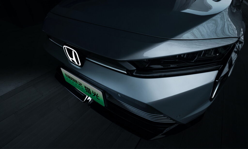 هوندا تكشف عن سيارتين كروس أوفر جديدتين في معرض بكين للسيارات 2024 هوندا تكشف عن سيارتين كروس أوفر جديدتين في معرض بكين للسيارات 2024 14