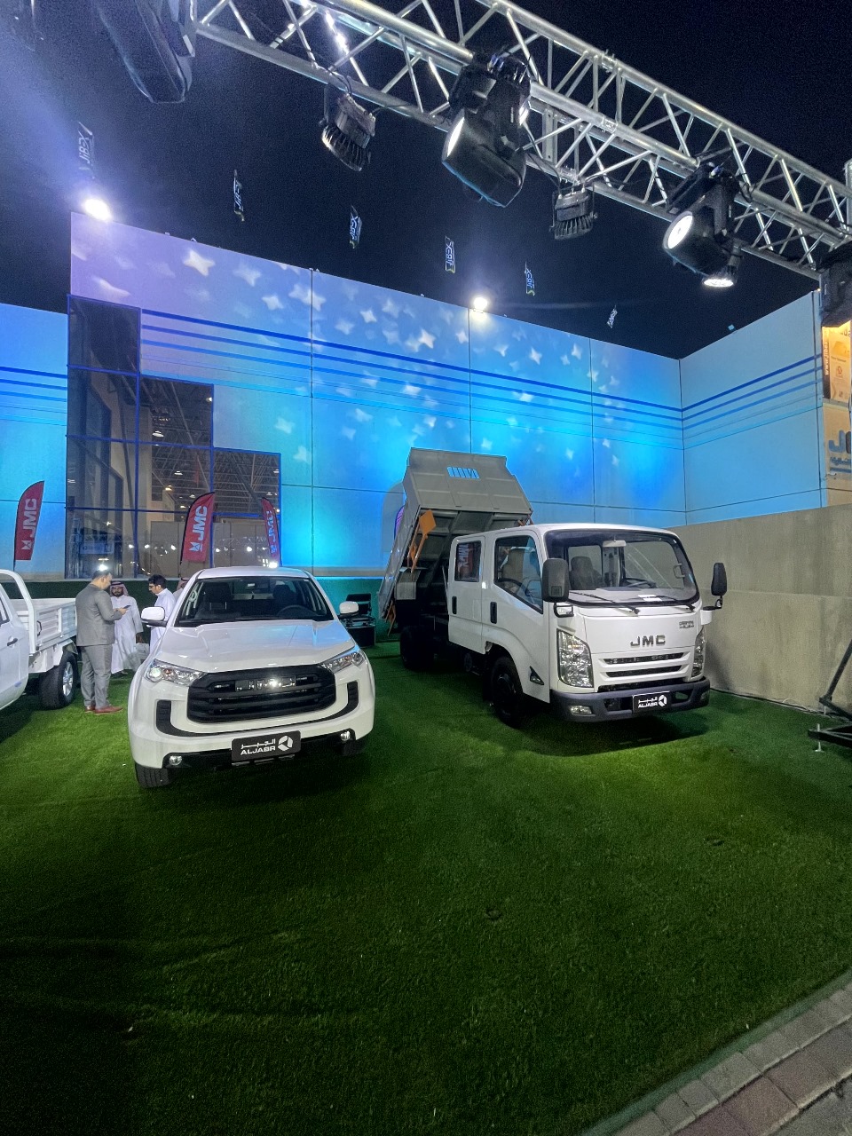 شاحنات JMC تلفت الأنظار في معرض جدة الدولي للبناء