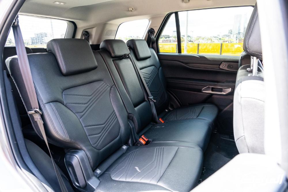 فورد-ايفريست-المربع-نت-18