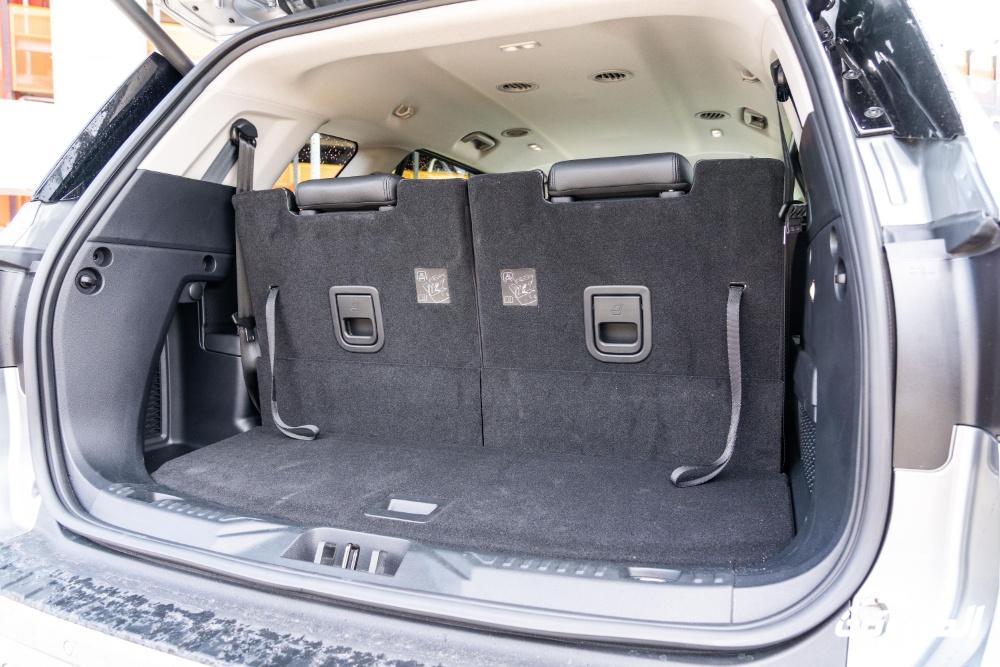 فورد-ايفريست-المربع-نت-22