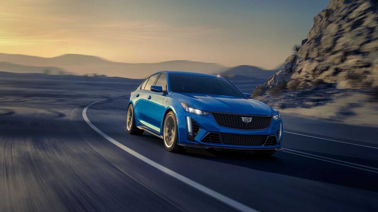 كاديلاك CT5-V بلاكوينج تحصل على إصدار حصري للغاية مصنع يدوياً كاديلاك CT5-V بلاكوينج إصدار الذكرى الـ 20