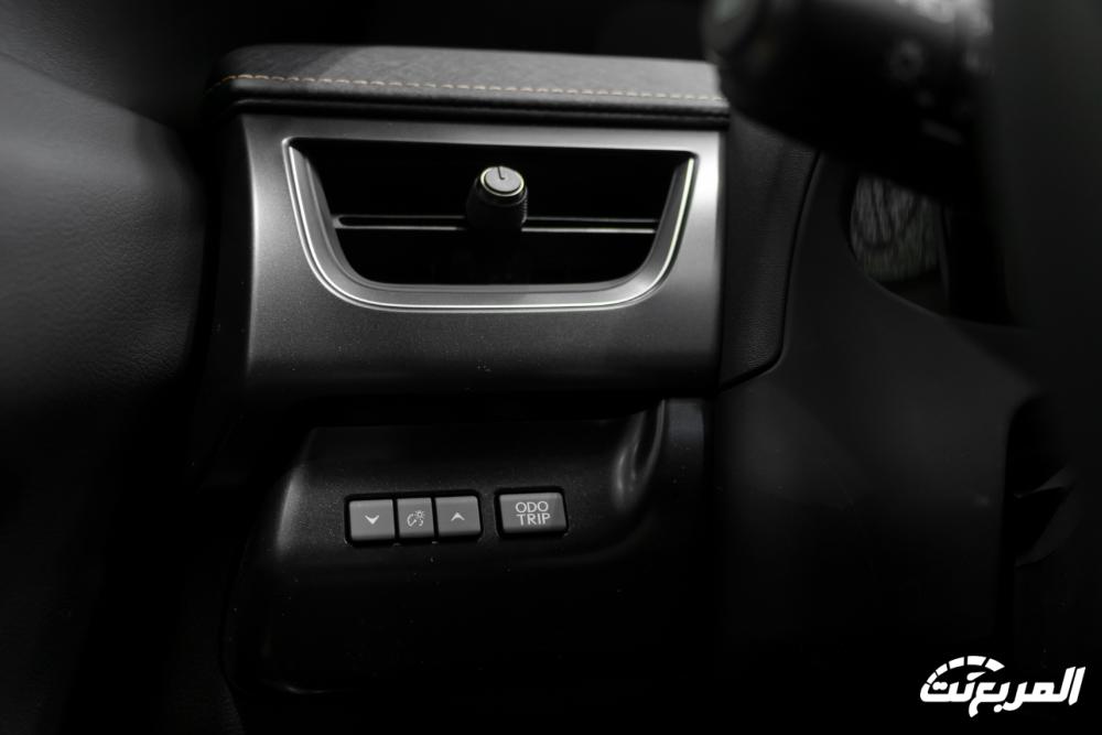 لكزس-ux-المربع-نت-22