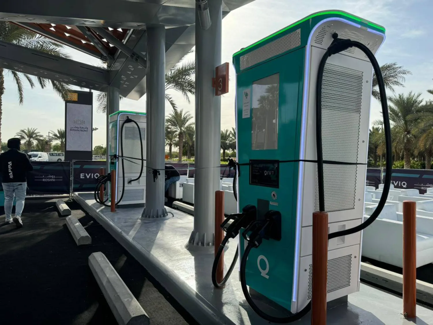 عناوين محطات شحن السيارات الكهربائية في السعودية وأمور عليك معرفتها 2