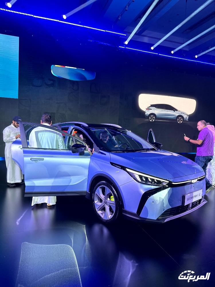 ارخص سيارة جديدة 2024 كهربائية: تعرف عليها مع المواصفات والأسعار جيلي جيومتري سي 2024 بالمواصفات والأسعار في السعودية (18)