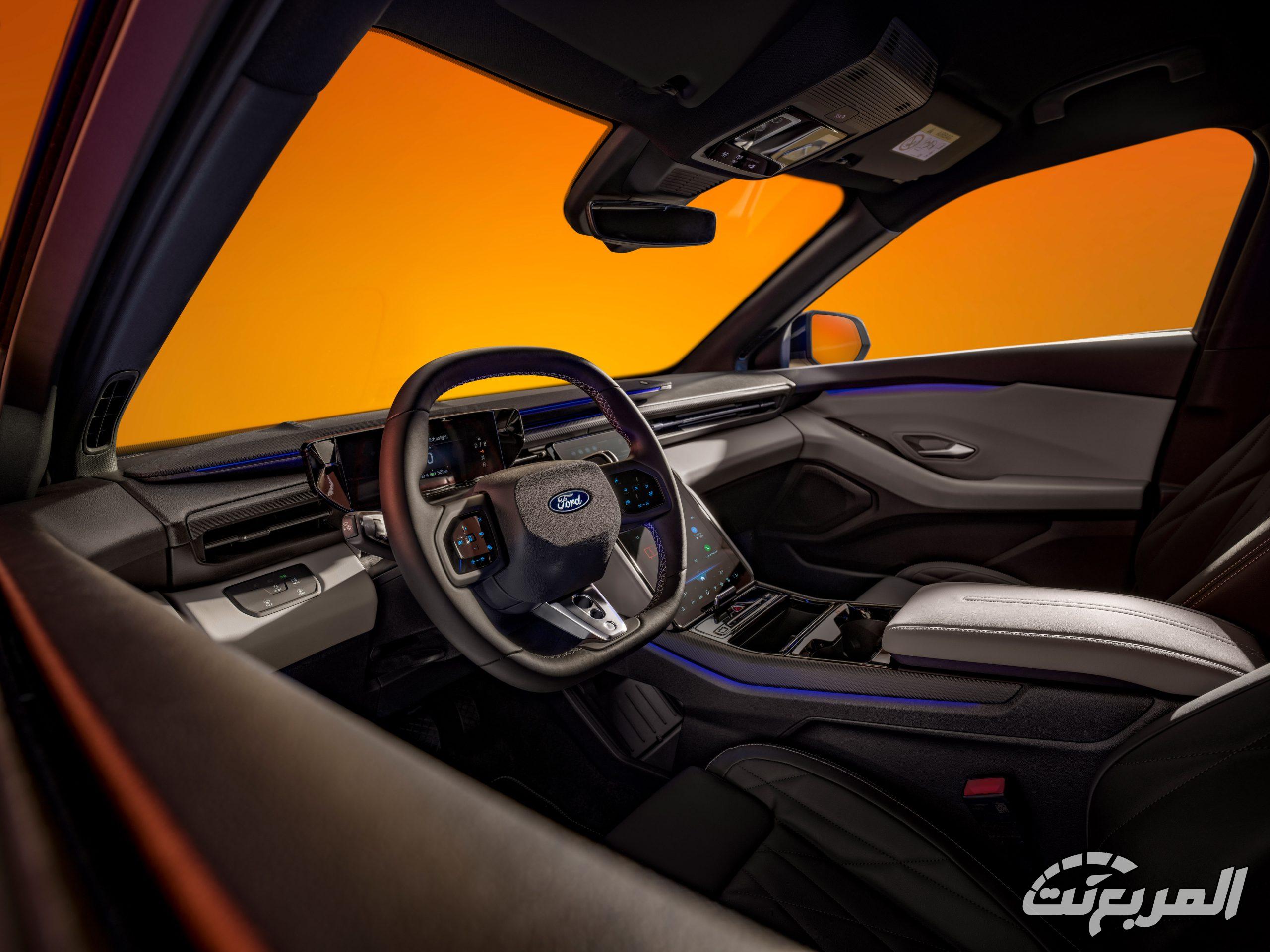 فورد كابري 2024 الجديدة كلياً تنكشف رسمياً بمدى حركة يصل إلى 627 كم بالشحنة الواحدة فورد كابري 2024