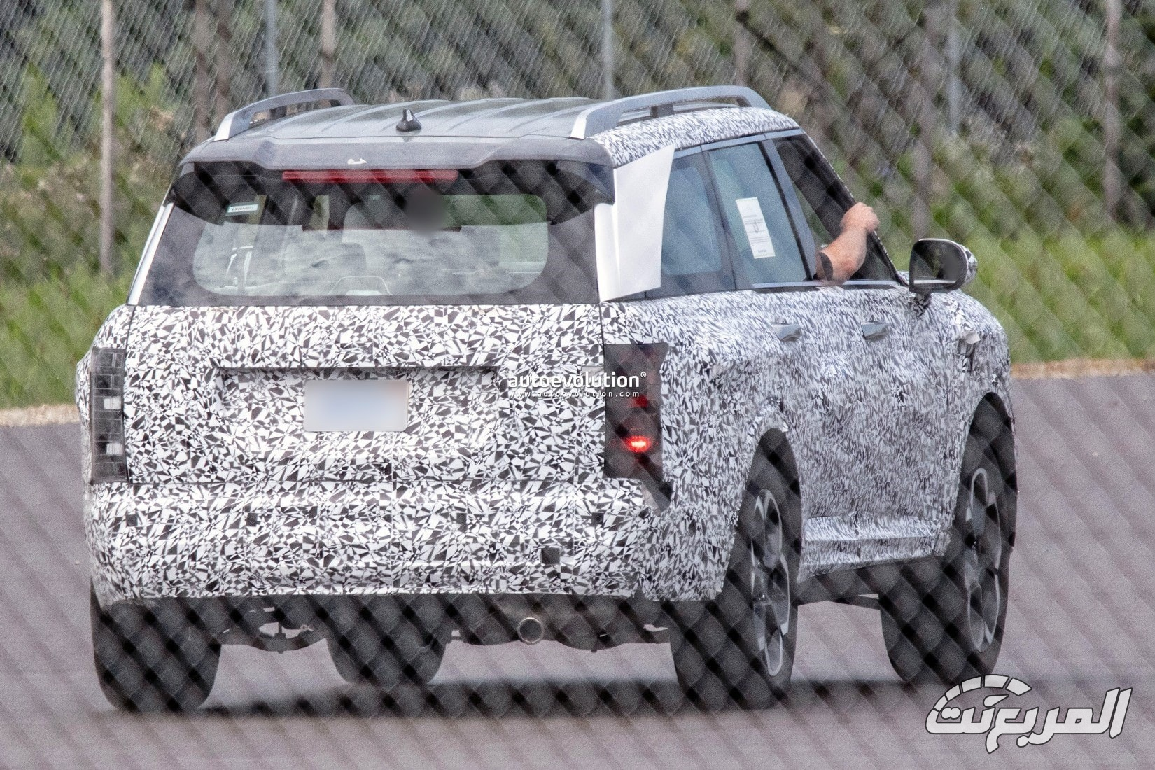 هيونداي باليسيد 2026 الجيل الجديد يظهر أثناء اختباره بتصميم صندوقي مستوحى من سنتافي هيونداي باليسيد 2026 الجيل الجديد يظهر أثناء اختباره بتصميم صندوقي مستوحى من سنتافي 1