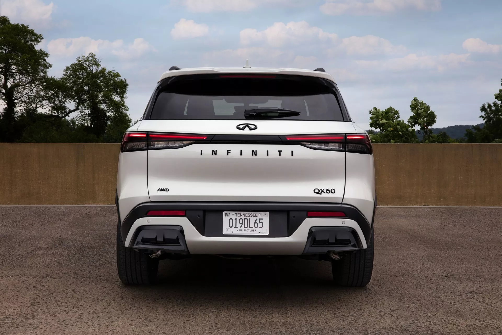 انفينيتي QX60 موديل 2025 ينطلق رسمياً بمحرك 4 سلندر جديد وإصدار أسود خاص انفينيتي QX60 موديل 2025 ينطلق رسمياً بمحرك 4 سلندر جديد وإصدار أسود خاص 3