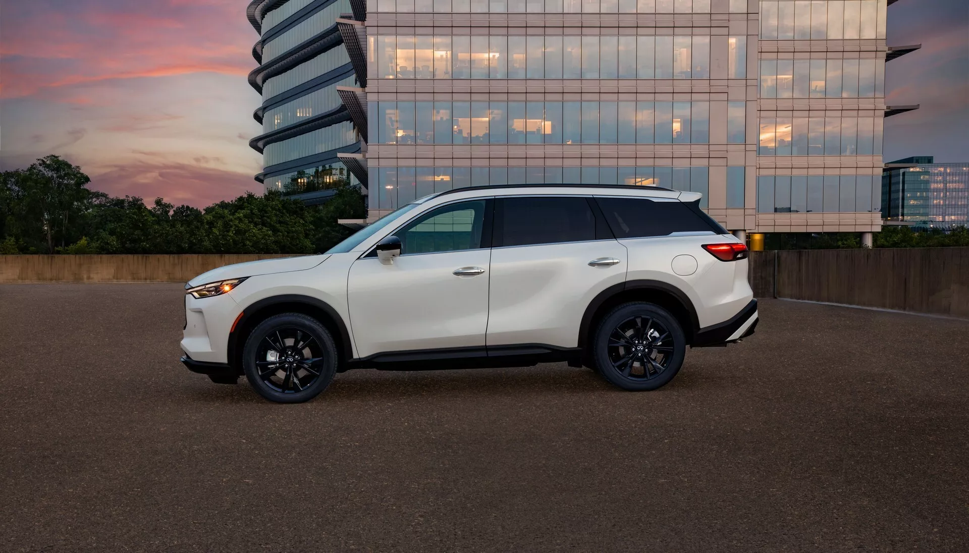 انفينيتي QX60 موديل 2025 ينطلق رسمياً بمحرك 4 سلندر جديد وإصدار أسود خاص انفينيتي QX60 موديل 2025 ينطلق رسمياً بمحرك 4 سلندر جديد وإصدار أسود خاص 14