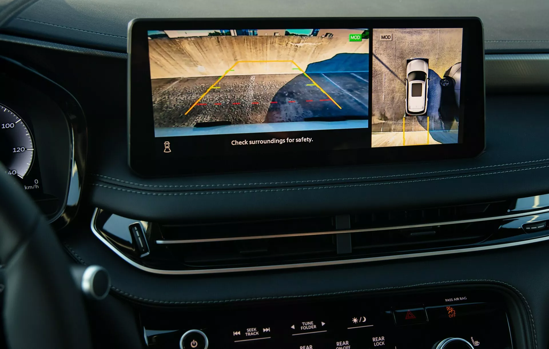 انفينيتي QX60 موديل 2025 ينطلق رسمياً بمحرك 4 سلندر جديد وإصدار أسود خاص انفينيتي QX60 موديل 2025 ينطلق رسمياً بمحرك 4 سلندر جديد وإصدار أسود خاص 11