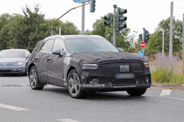 جينيسيس GV70 فيس ليفت الكهربائية تظهر في صور تجسسية قبل التدشين الوشيك جينيسيس GV70 فيس ليفت الكهربائية