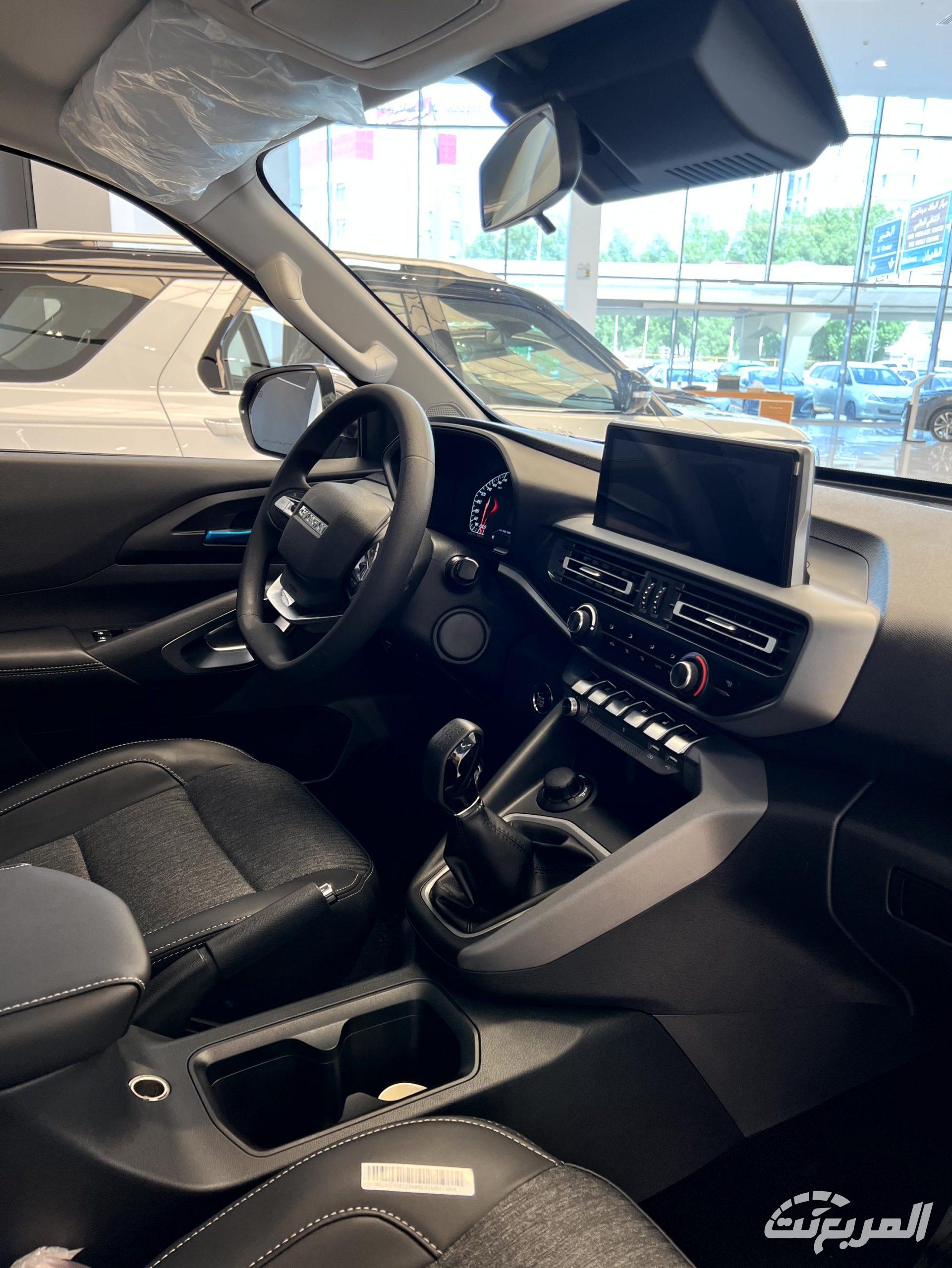 مقارنة بين سيارات البيك اب في السعودية.. أفضل 5 خيارات للطرق الوعرة مقارنة بين سيارات البيك اب في السعودية.. أفضل 5 خيارات للطرق الوعرة 6