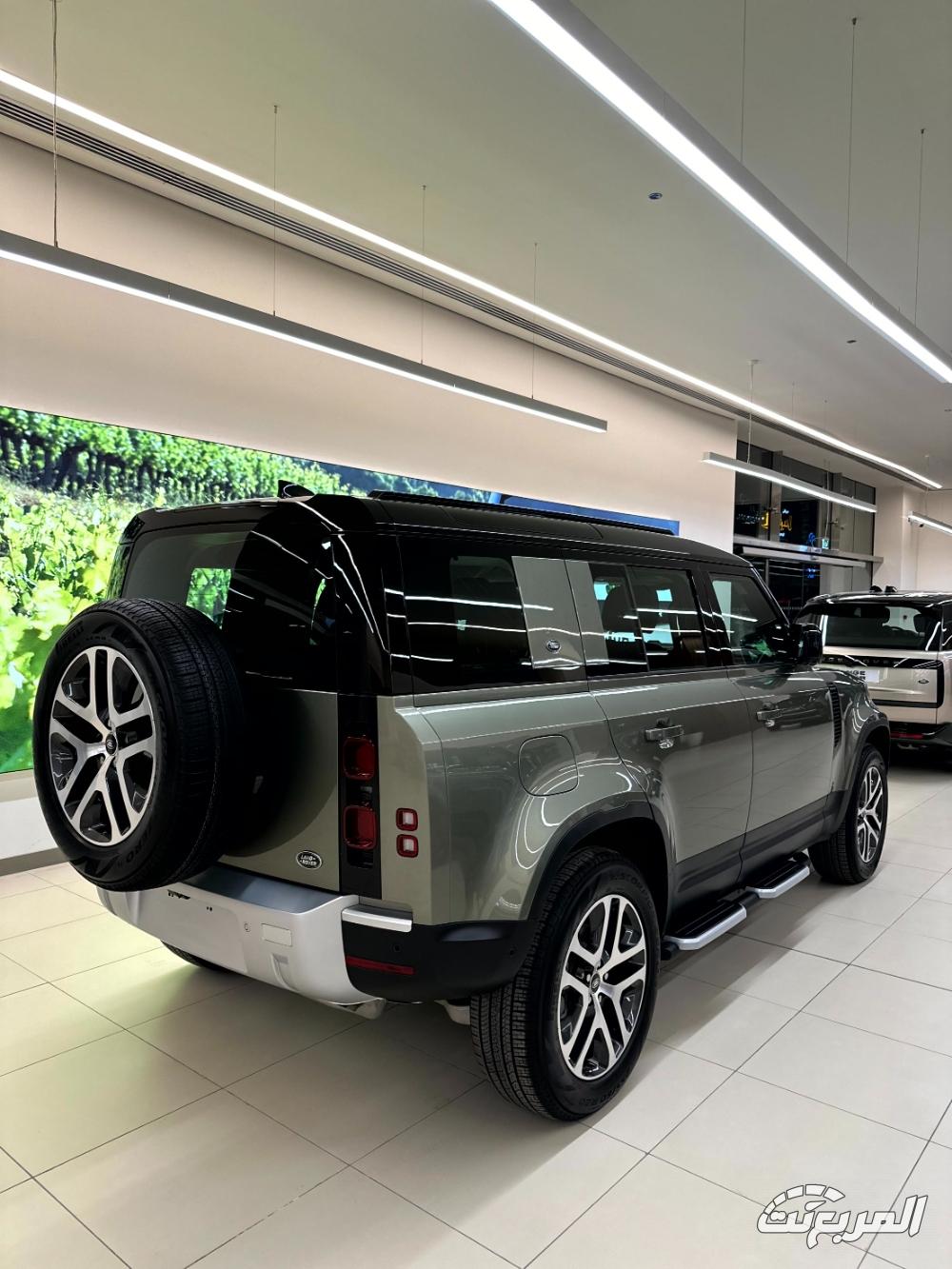 لاندروفر-ديفندر-110-المربع-نت-12