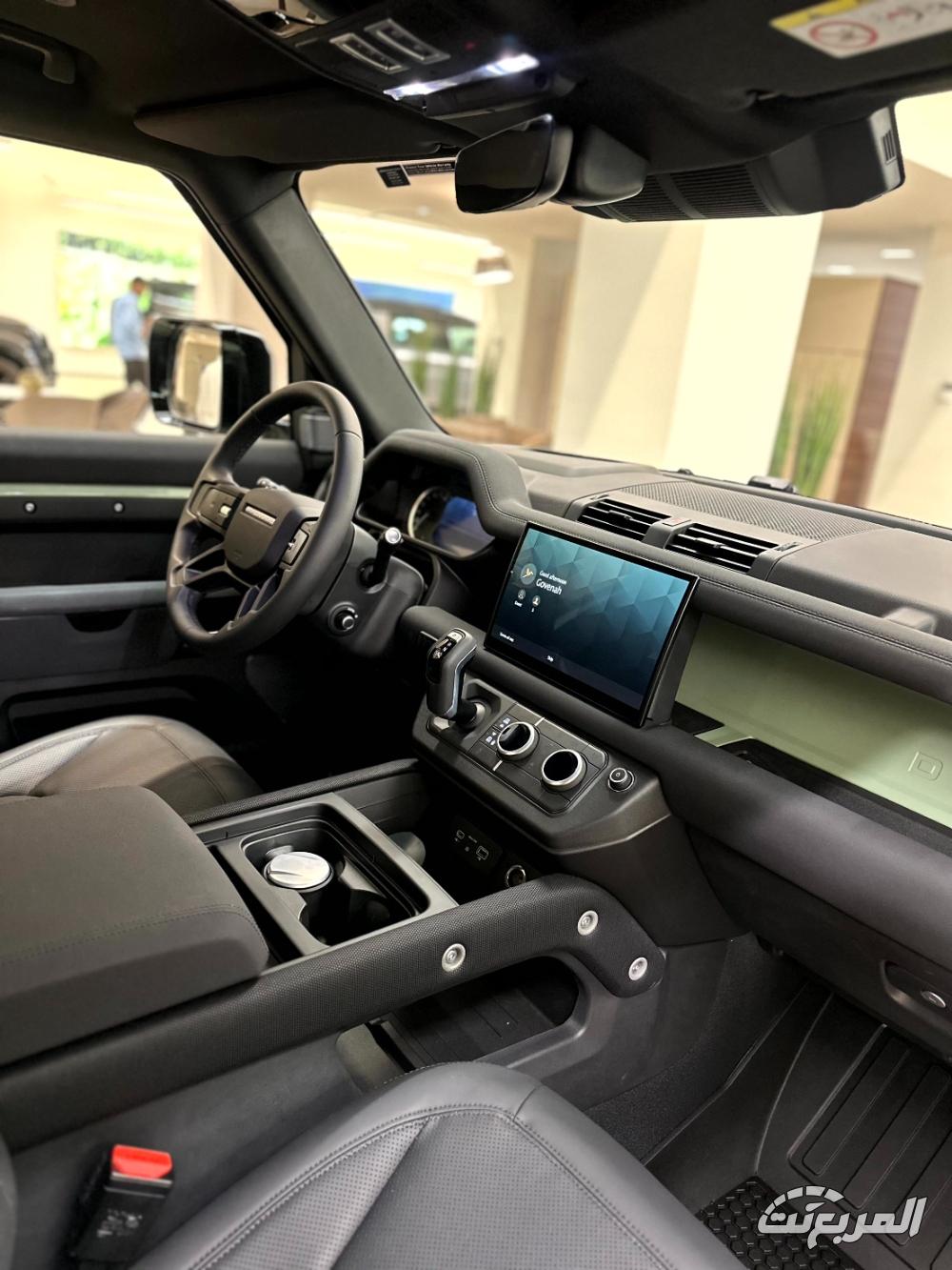 لاندروفر-ديفندر-110-المربع-نت-3