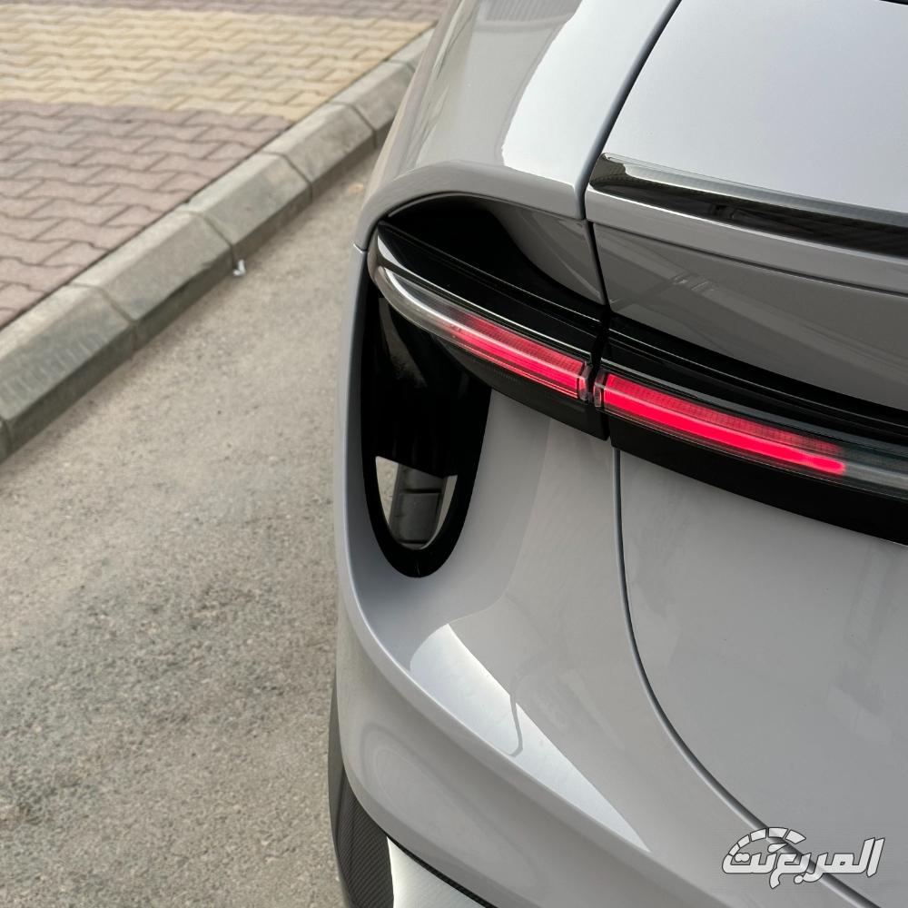 لوتس-إليتر-المربع-نت-14-2