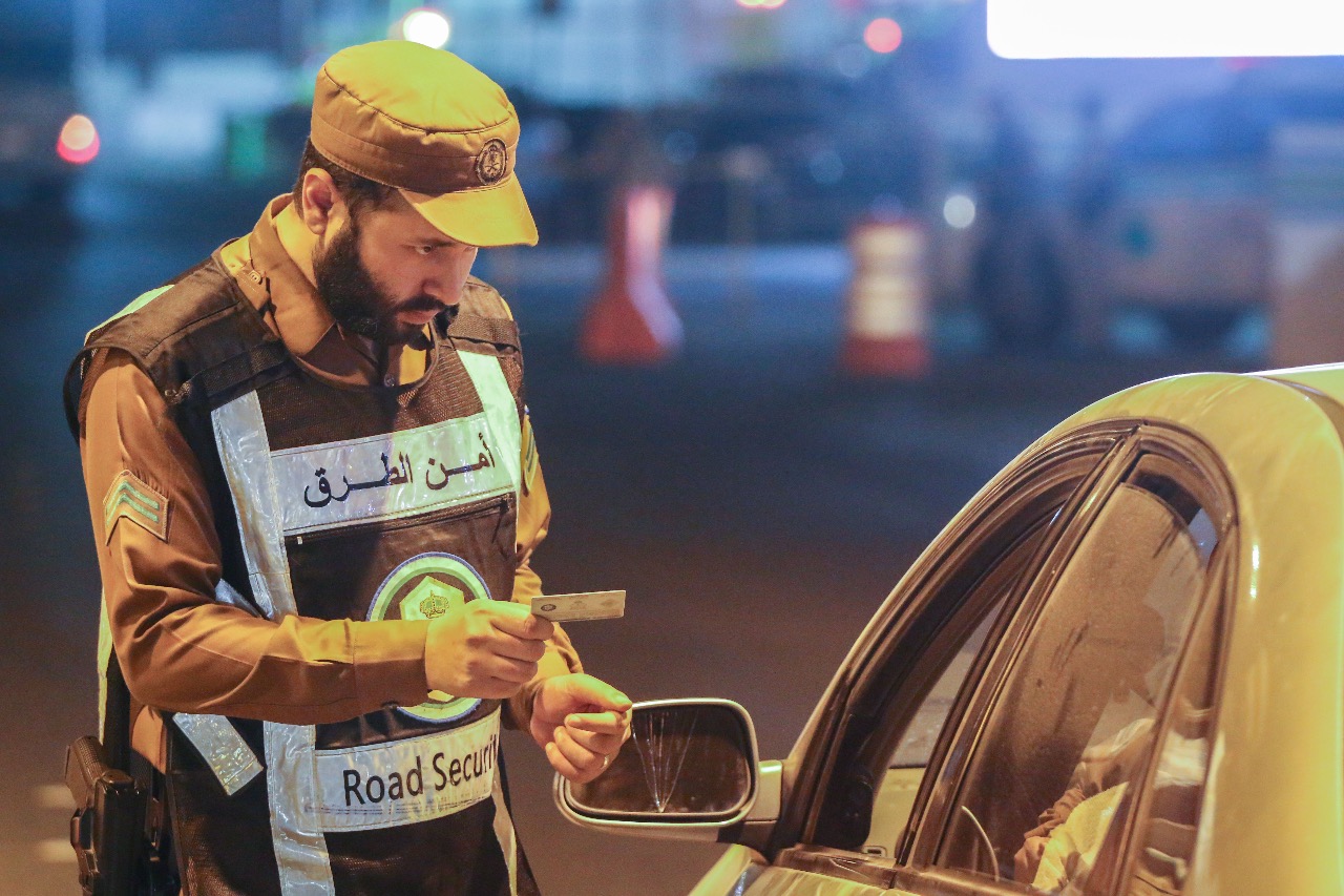 عقوبة القيادة بدون رخصة في السعودية مع عرض الغرامات المالية ما هي عقوبة القيادة بدون رخصة في السعودية؟