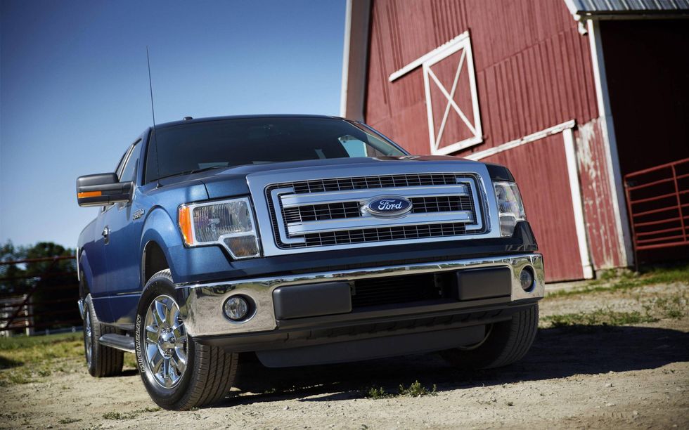 استدعاء 2,765 سيارة فورد F-150 موديل 2014 في السعودية بسبب خلل في ناقل الحركة