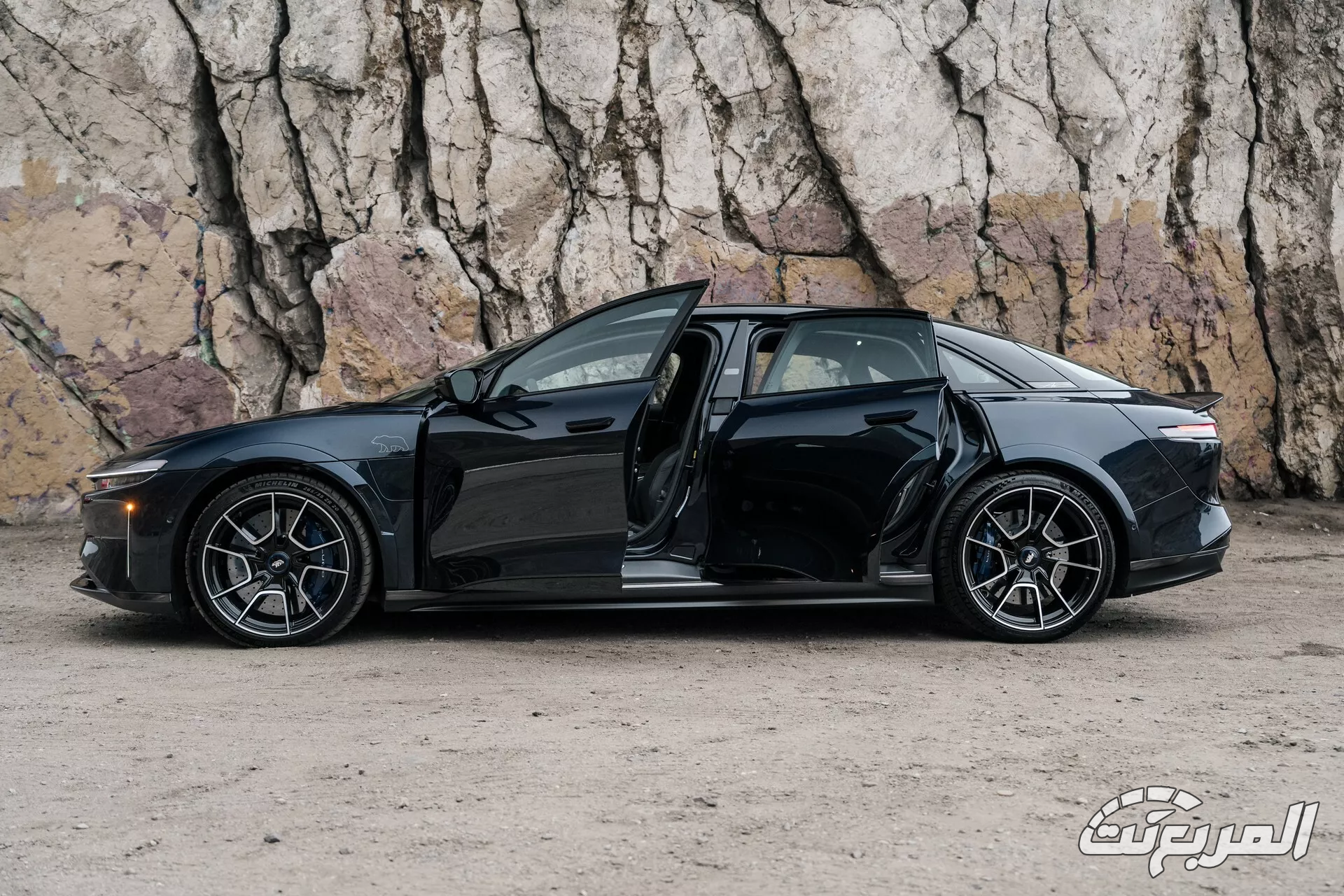 هذه هي أسرع سيارة مصفحة في العالم بسعر 1.7 مليون ريال وقوة 1251 حصان هذه هي أسرع سيارة مصفحة في العالم بسعر 1.7 مليون ريال وقوة 1251 حصان 1