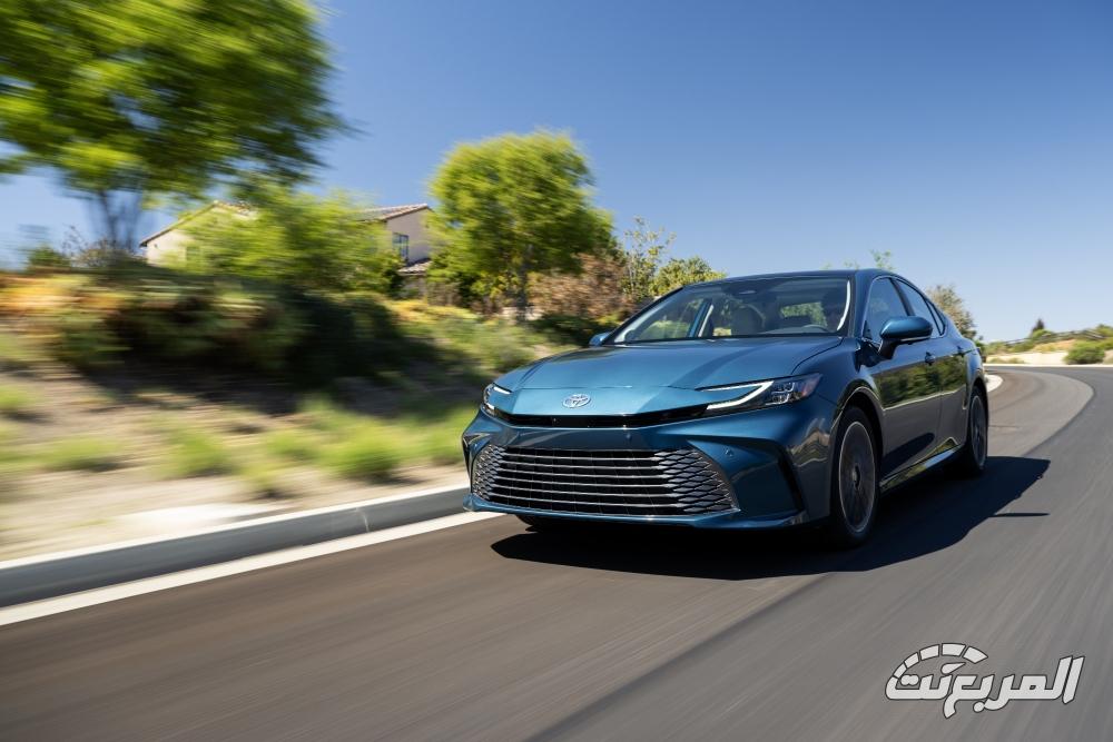 تويوتا-كامري-2025-المربع-نت-1-2