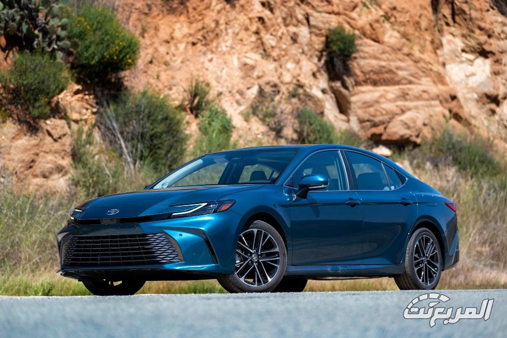 تويوتا-كامري-2025-المربع-نت-21