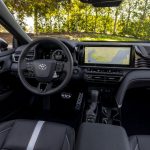 تويوتا-كامري-2025-المربع-نت-36