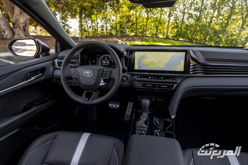 تويوتا-كامري-2025-المربع-نت-36