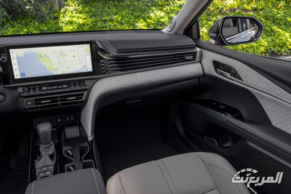 تويوتا-كامري-2025-المربع-نت-40