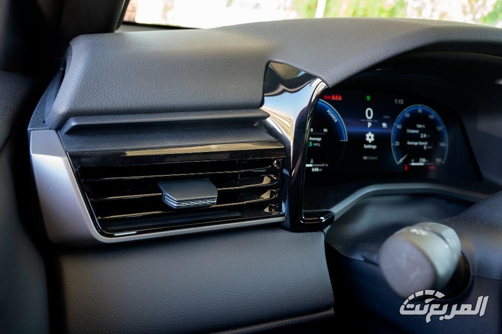 تويوتا-كامري-2025-المربع-نت-51