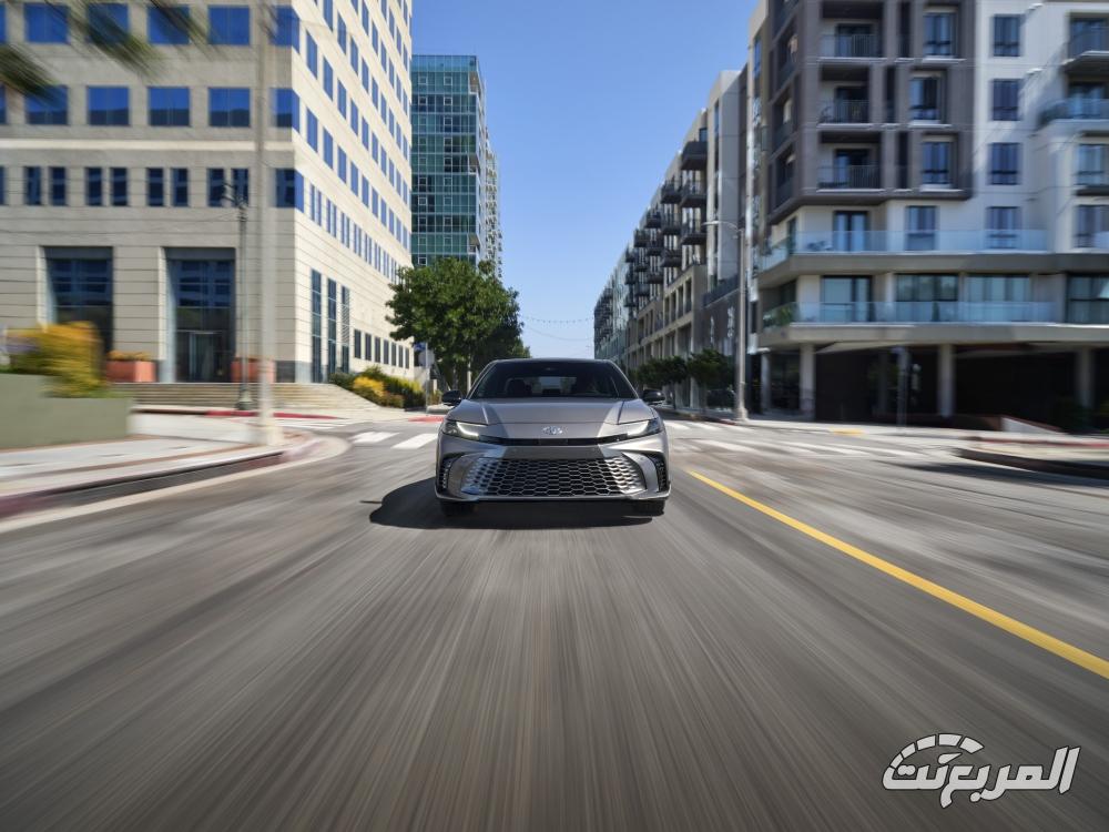 تويوتا-كامري-2025-المربع-نت-8-2