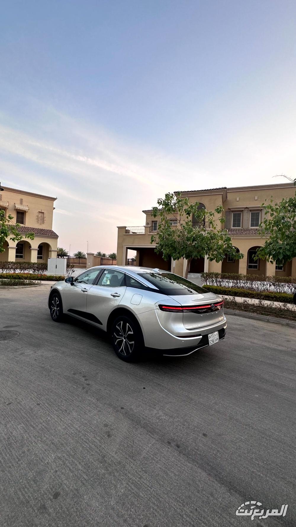 تويوتا-كراون-المربع-نت-115