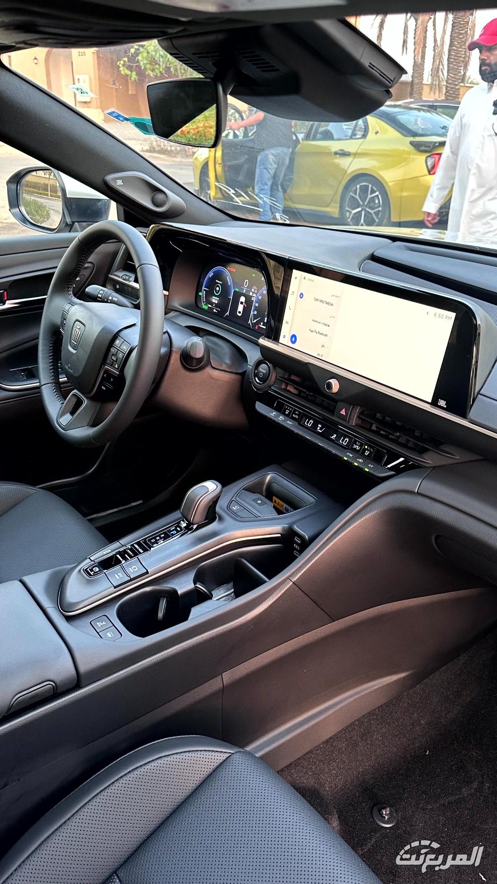 تويوتا-كراون-المربع-نت-121