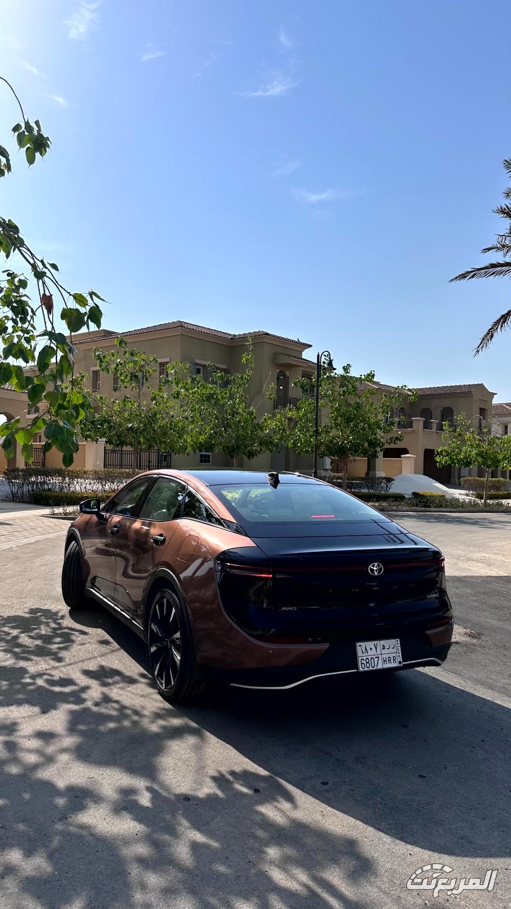 تويوتا-كراون-المربع-نت-148