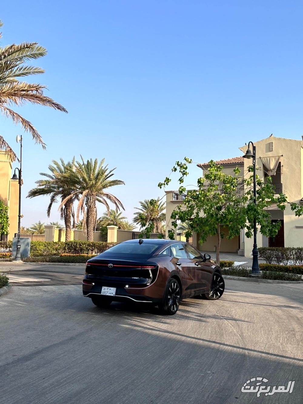 تويوتا-كراون-المربع-نت-153