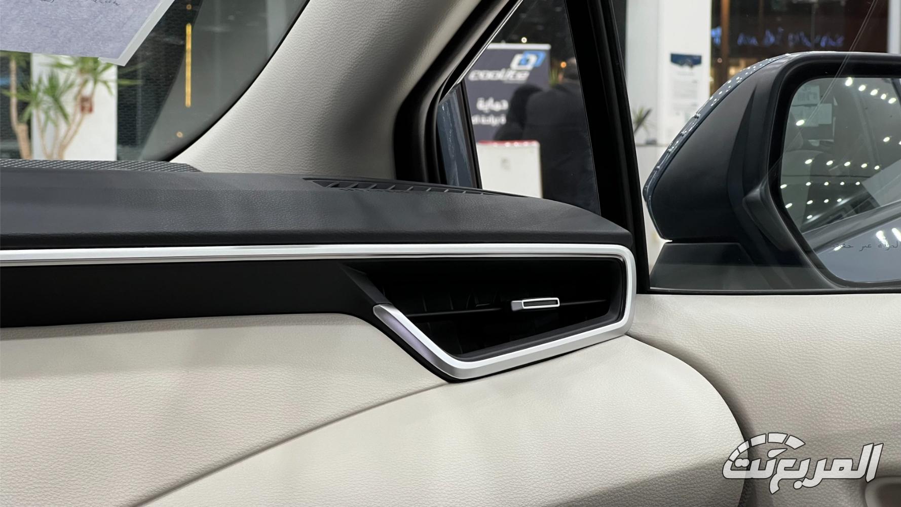 تويوتا-كورولا-2024-المربع-نت-56