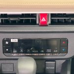 تويوتا-يارس-المربع-نت-14