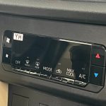 تويوتا-يارس-المربع-نت-4