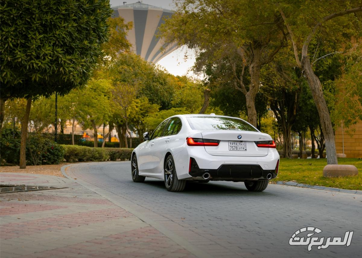 صور بي ام دبليو الفئة الثالثة 320i 2024 في جلسة تصوير حصرية “29 صورة BMW 320i صور بي ام دبليو الفئة الثالثة 320i 2024 في جلسة تصوير حصرية “29 صورة BMW 320i 13