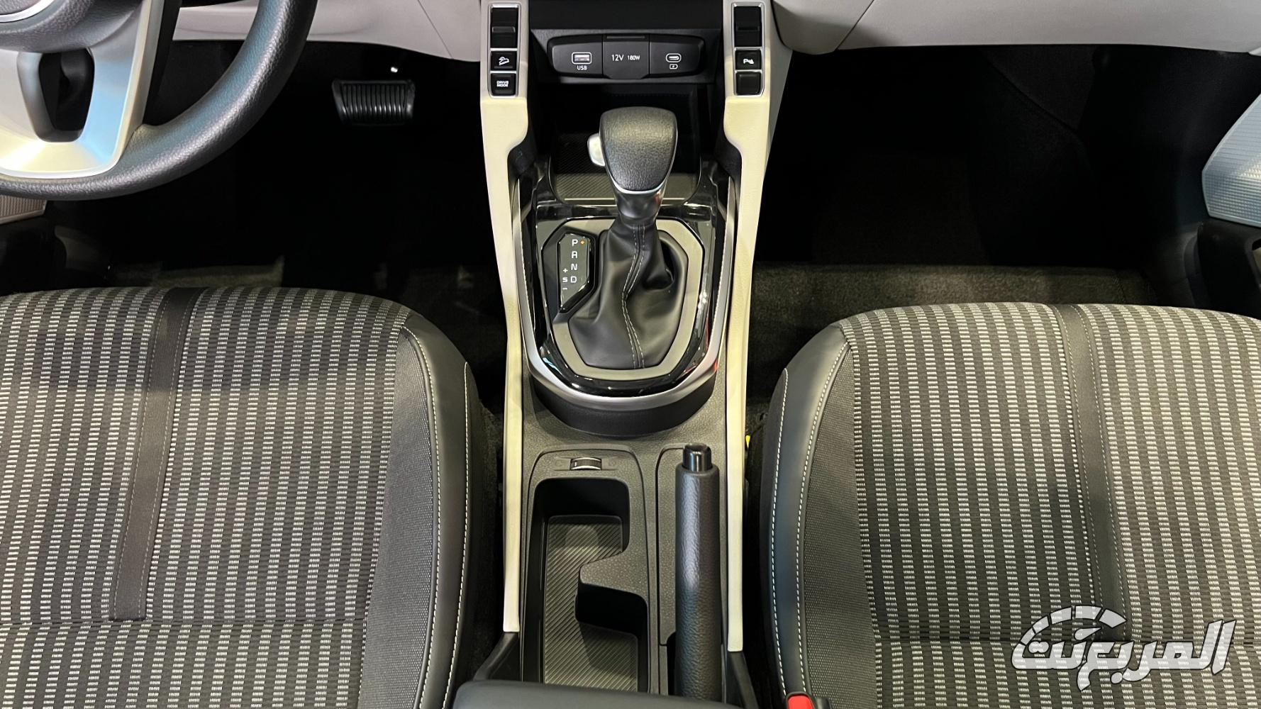 كيا-كارينز-المربع-نت-32