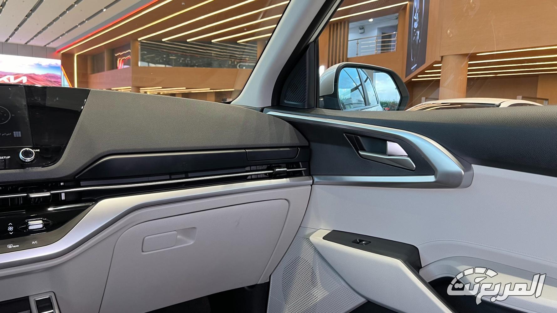 كيا-كارينز-المربع-نت-35