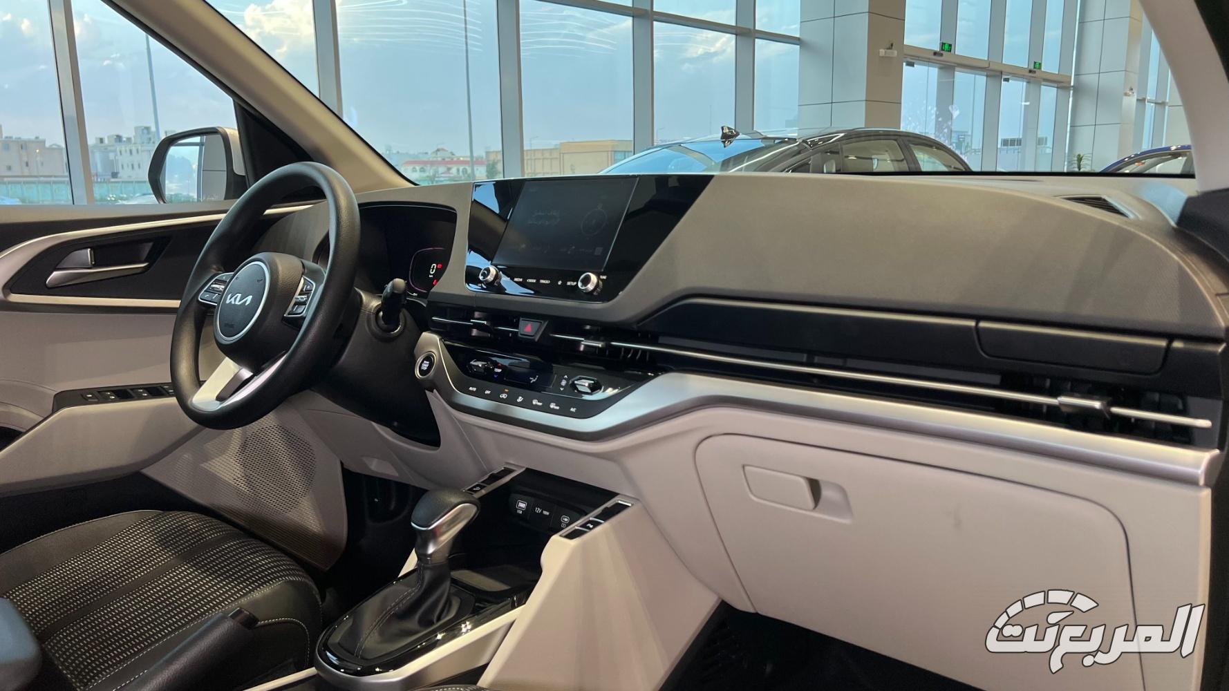 كيا-كارينز-المربع-نت-36